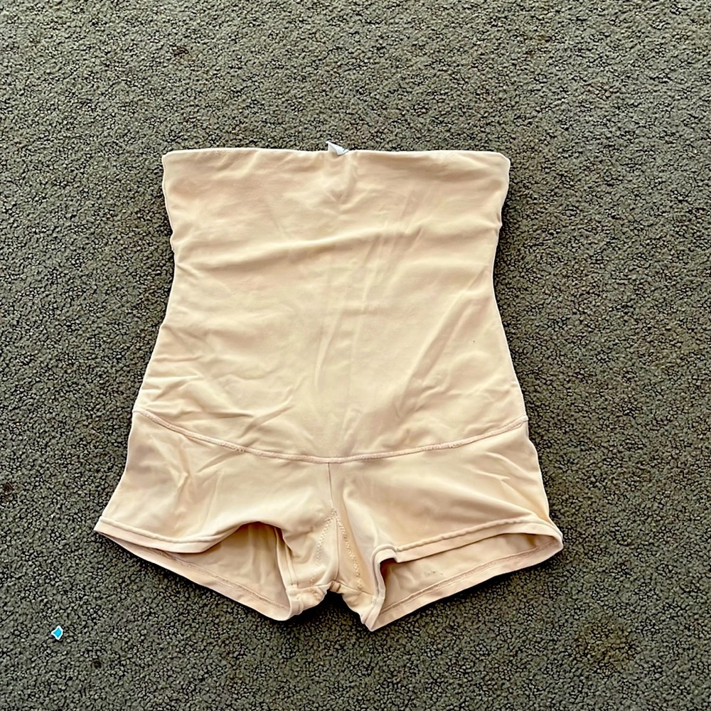 Womens shape wear